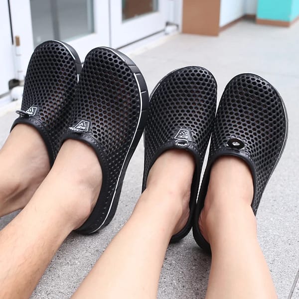 PULOMIES Summer Men Slippers Massage Clogs Outdoor Garden Shoes Male Women Pool Sandals Bathroom Flip Flops Mules Beach Slippers - Image 2