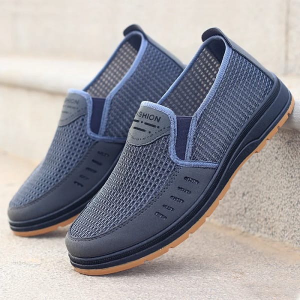 Men Casual Shoes Breathable Mesh Non-slip Super Light Flats Spring Summer Male Shoes Zapatos Planos Мужская повседневная - Image 5