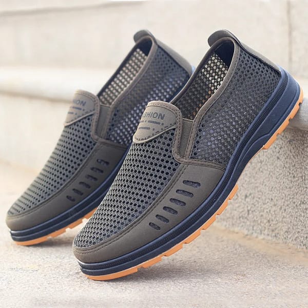 Men Casual Shoes Breathable Mesh Non-slip Super Light Flats Spring Summer Male Shoes Zapatos Planos Мужская повседневная - Image 2